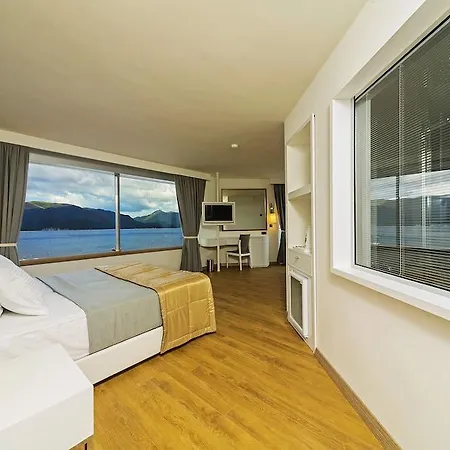 Poseidon - Adults Only Hotel